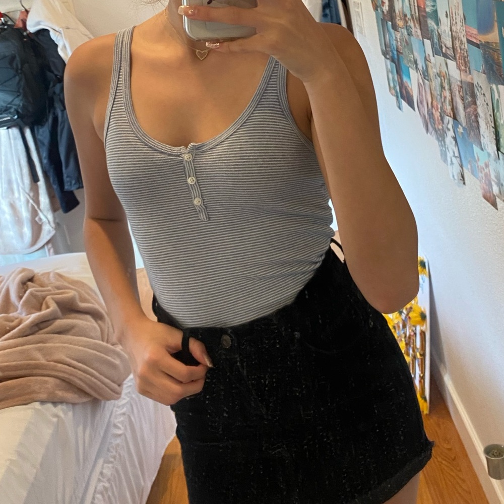 blue and white stripe tank